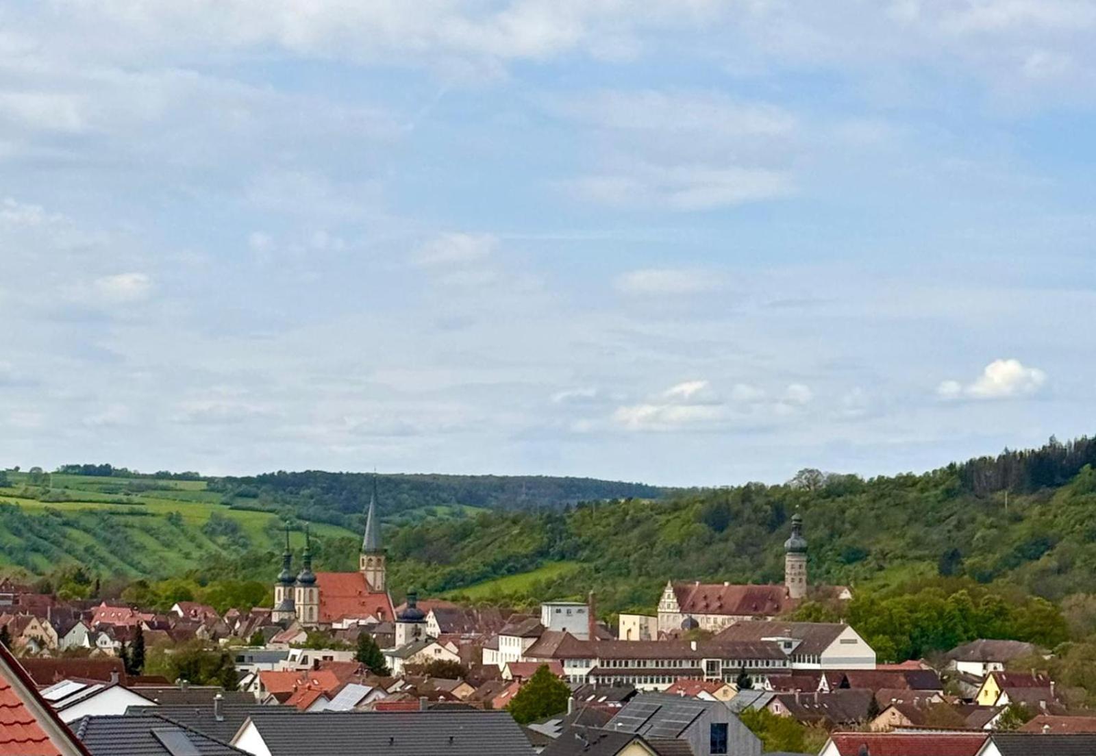 Weikersheim Penthouse Apartment Luaran gambar